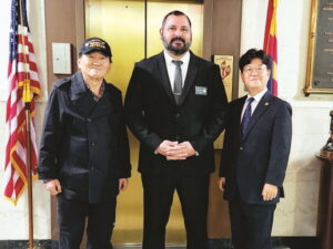 임애훈 한인회장·정태선 이사, 아리조나주 보훈부 예방