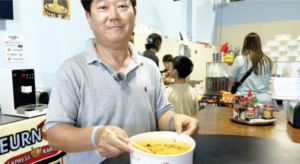 임애훈 한인회장, 한인업소 홍보 동영상 촬영 참여